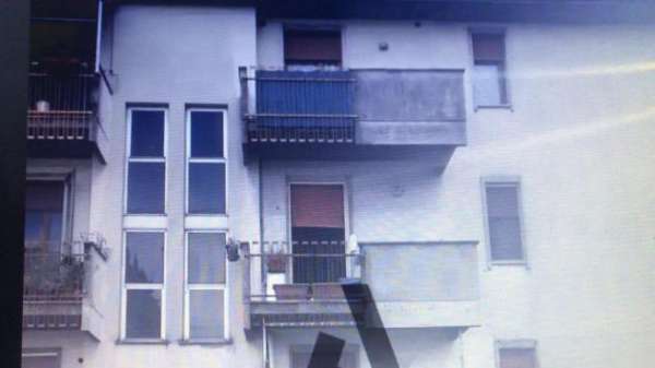 Foto Appartamento in vendita a Pontedera 108 mq  Rif: 1331112