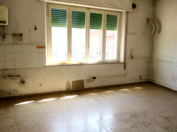 Foto Appartamento in vendita a Pontedera 150 mq  Rif: 1148537