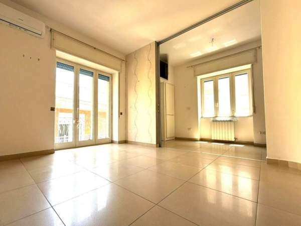 Foto Appartamento in vendita a Pozzuoli