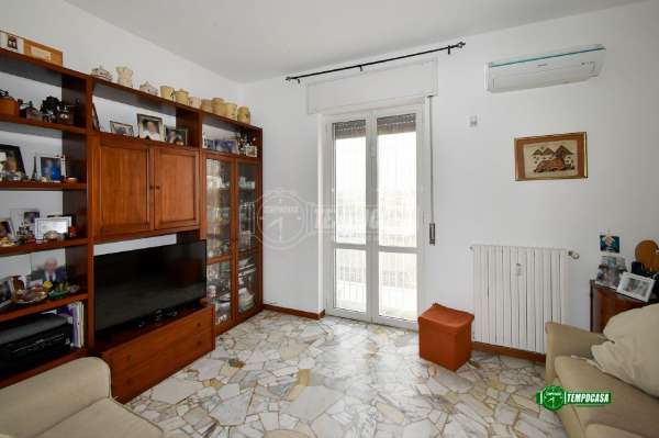 Foto Appartamento in vendita a Pregnana Milanese