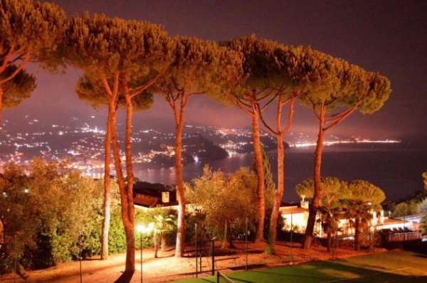 Foto Appartamento in vendita a Rapallo