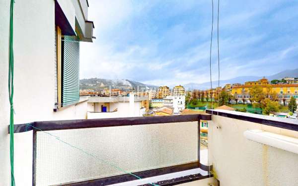 Foto Appartamento in vendita a Rapallo