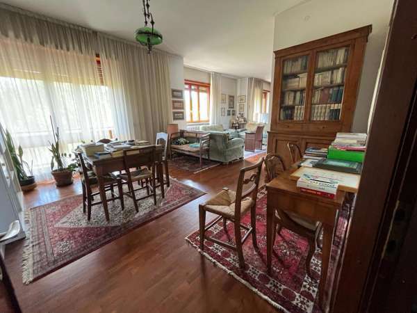 Foto Appartamento in vendita a Ravenna
