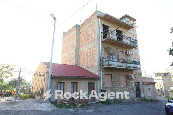 Foto Appartamento in vendita a Reggio Calabria