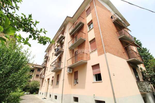 Foto Appartamento in vendita a Reggio Emilia