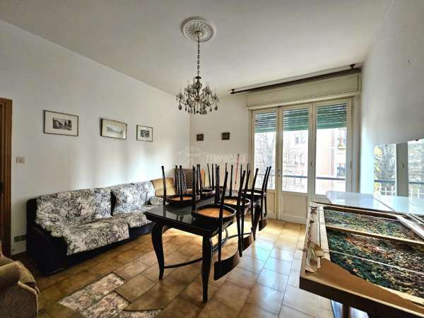Foto Appartamento in vendita a Reggio Emilia