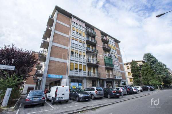 Foto Appartamento in vendita a Reggio Emilia