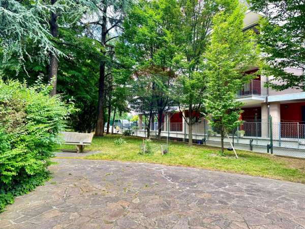 Foto Appartamento in vendita a Reggio Emilia