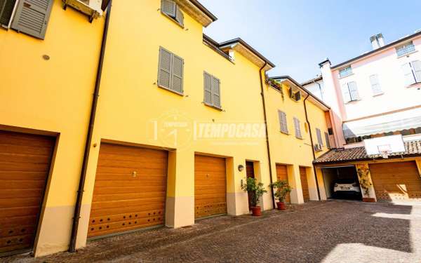Foto Appartamento in vendita a Reggio Emilia