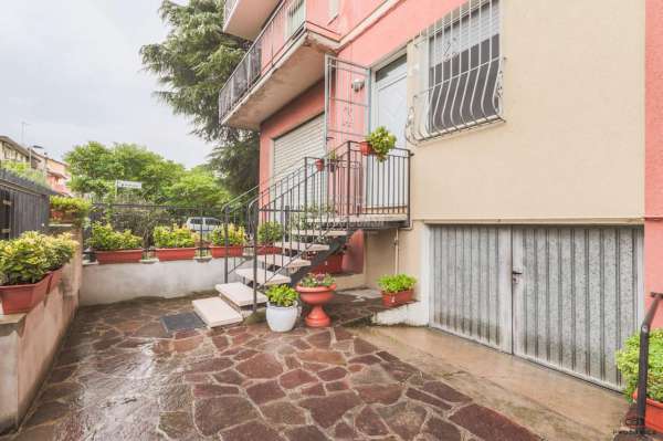 Foto Appartamento in vendita a Rimini