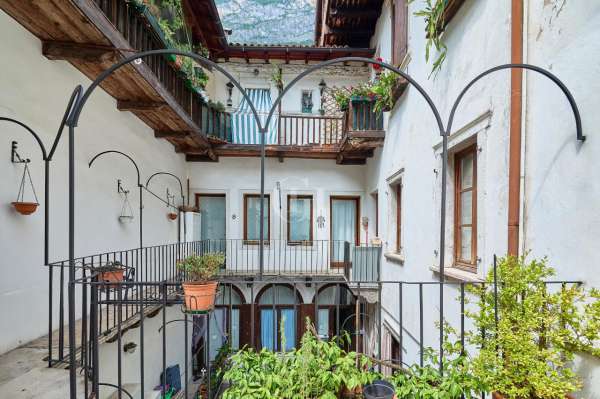Foto Appartamento in vendita a Riva Del Garda