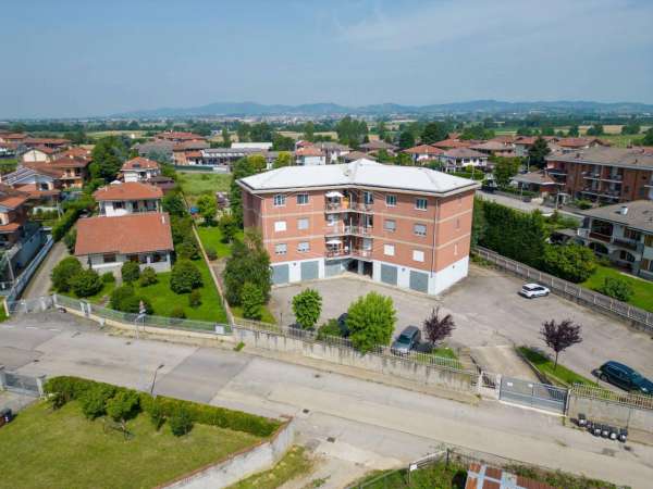 Foto Appartamento in vendita a Riva Presso Chieri