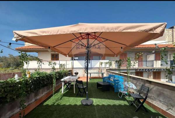 Foto Appartamento in vendita a Roccalumera