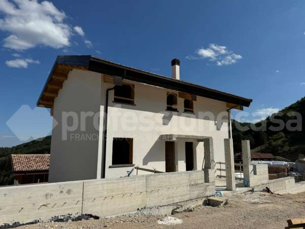 Foto Appartamento in vendita a Roccaraso