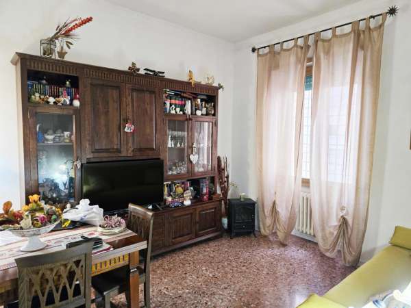 Foto Appartamento in vendita a Roma