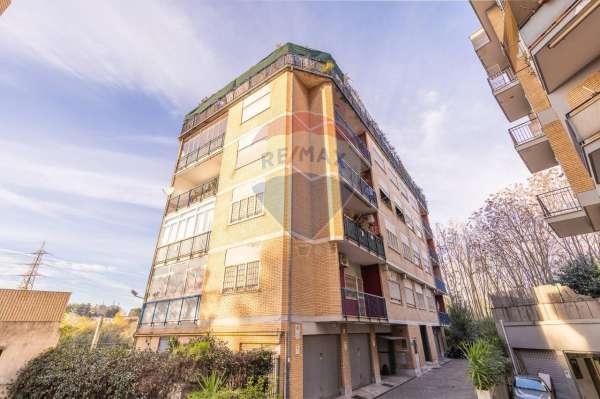 Foto Appartamento in vendita a Roma