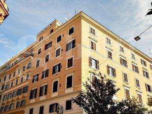 Foto Appartamento in vendita a Roma