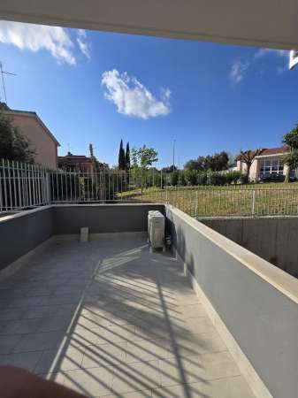 Foto Appartamento in vendita a Roma
