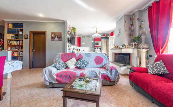 Foto Appartamento in vendita a Roma