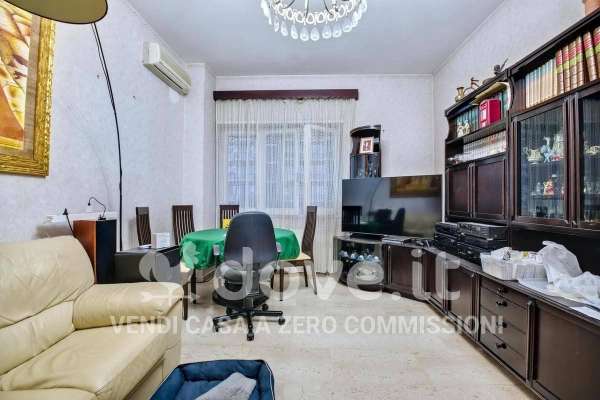 Foto Appartamento in vendita a Roma