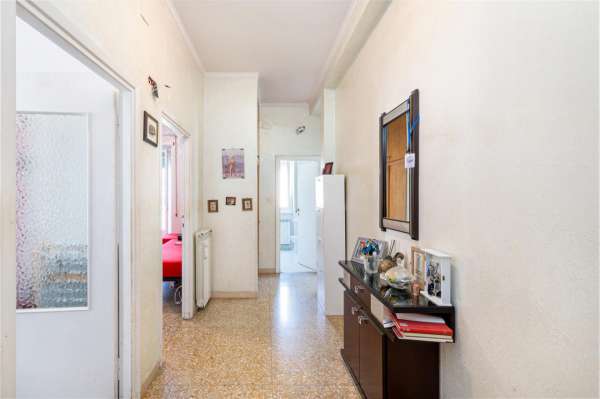 Foto Appartamento in vendita a Roma