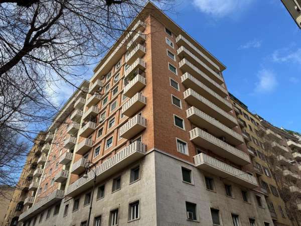 Foto Appartamento in vendita a Roma
