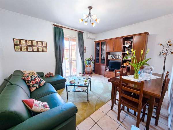 Foto Appartamento in vendita a Roma
