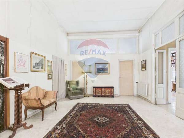 Foto Appartamento in vendita a Roma