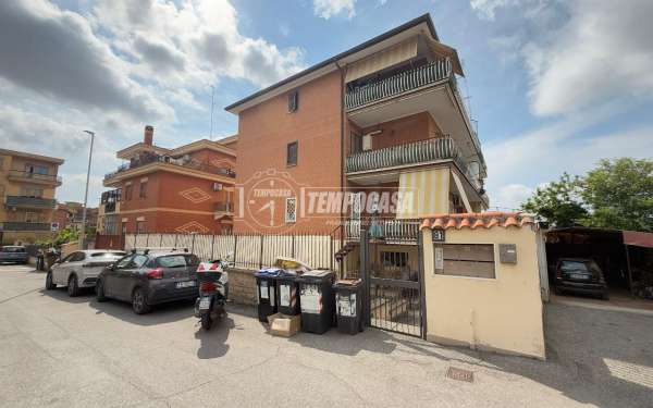Foto Appartamento in vendita a Roma