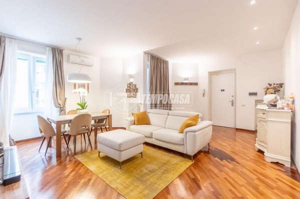Foto Appartamento in vendita a Roma