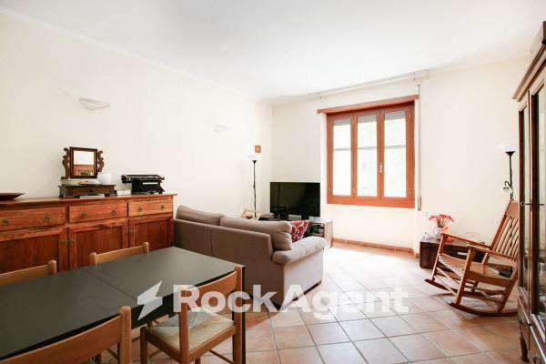 Foto Appartamento in vendita a Roma