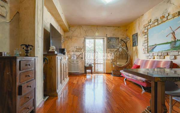 Foto Appartamento in vendita a Roma