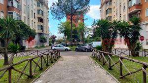 Foto Appartamento in vendita a Roma