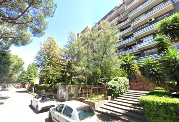 Foto Appartamento in vendita a Roma