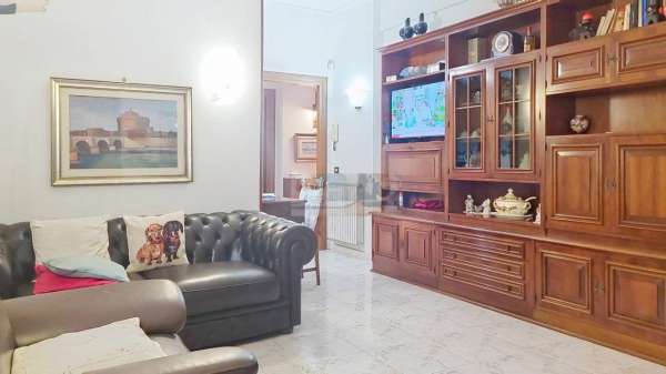 Foto Appartamento in vendita a Roma