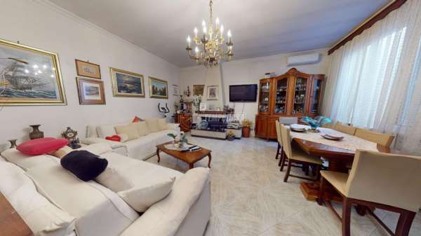 Foto Appartamento in vendita a Roma