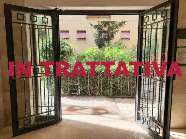 Foto Appartamento in vendita a Roma