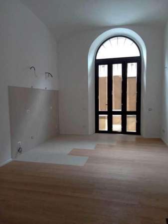 Foto Appartamento in vendita a Roma