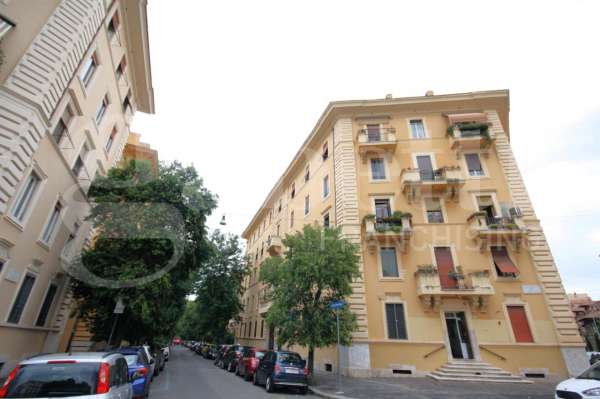 Foto Appartamento in vendita a Roma