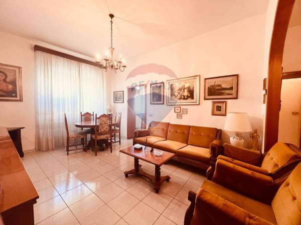 Foto Appartamento in vendita a Rosignano Marittimo