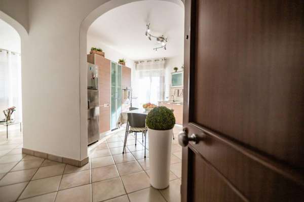 Foto Appartamento in vendita a Rosignano Marittimo