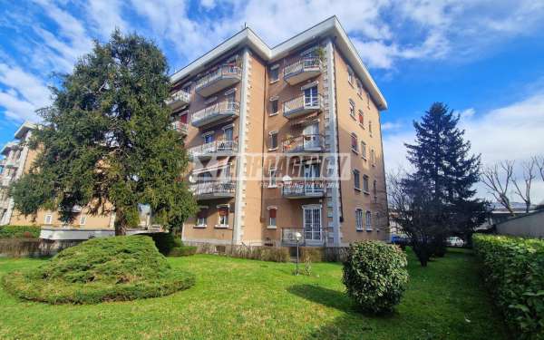Foto Appartamento in vendita a Rozzano