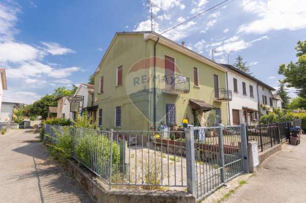 Foto Appartamento in vendita a Salsomaggiore Terme