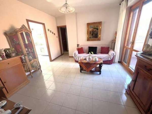 Foto Appartamento in vendita a San Frediano a Settimo - Cascina 71 mq  Rif: 1323387
