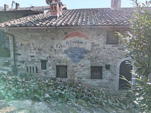 Foto Appartamento in vendita a San Giovanni Bianco