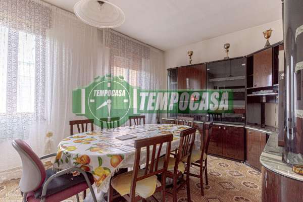 Foto Appartamento in vendita a San Giuliano Milanese