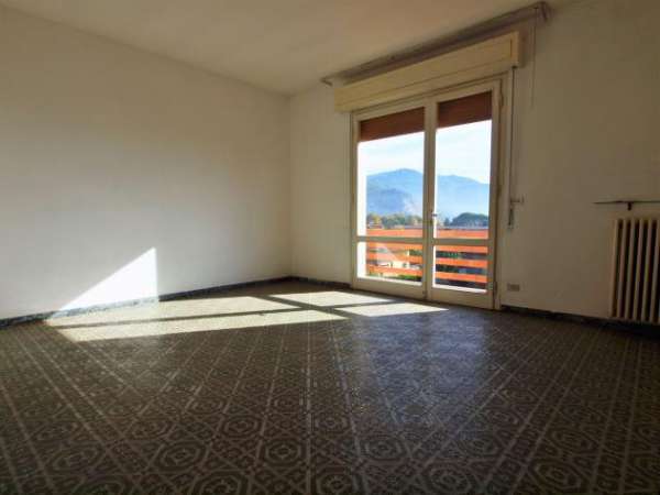 Foto Appartamento in vendita a San Giuliano Terme 110 mq  Rif: 1294533