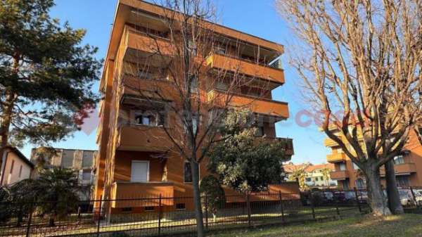 Foto Appartamento in vendita a San Vittore Olona - 3 locali 100mq