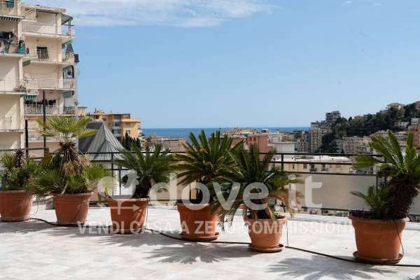 Foto Appartamento in vendita a Sanremo