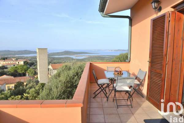 Foto Appartamento in vendita a Santa Teresa Gallura